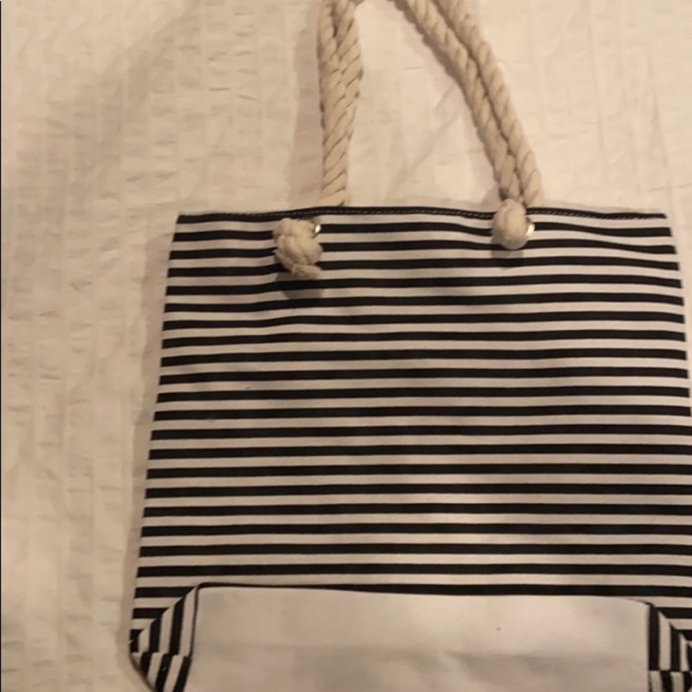 Threaded Pear Tote Bags View 2